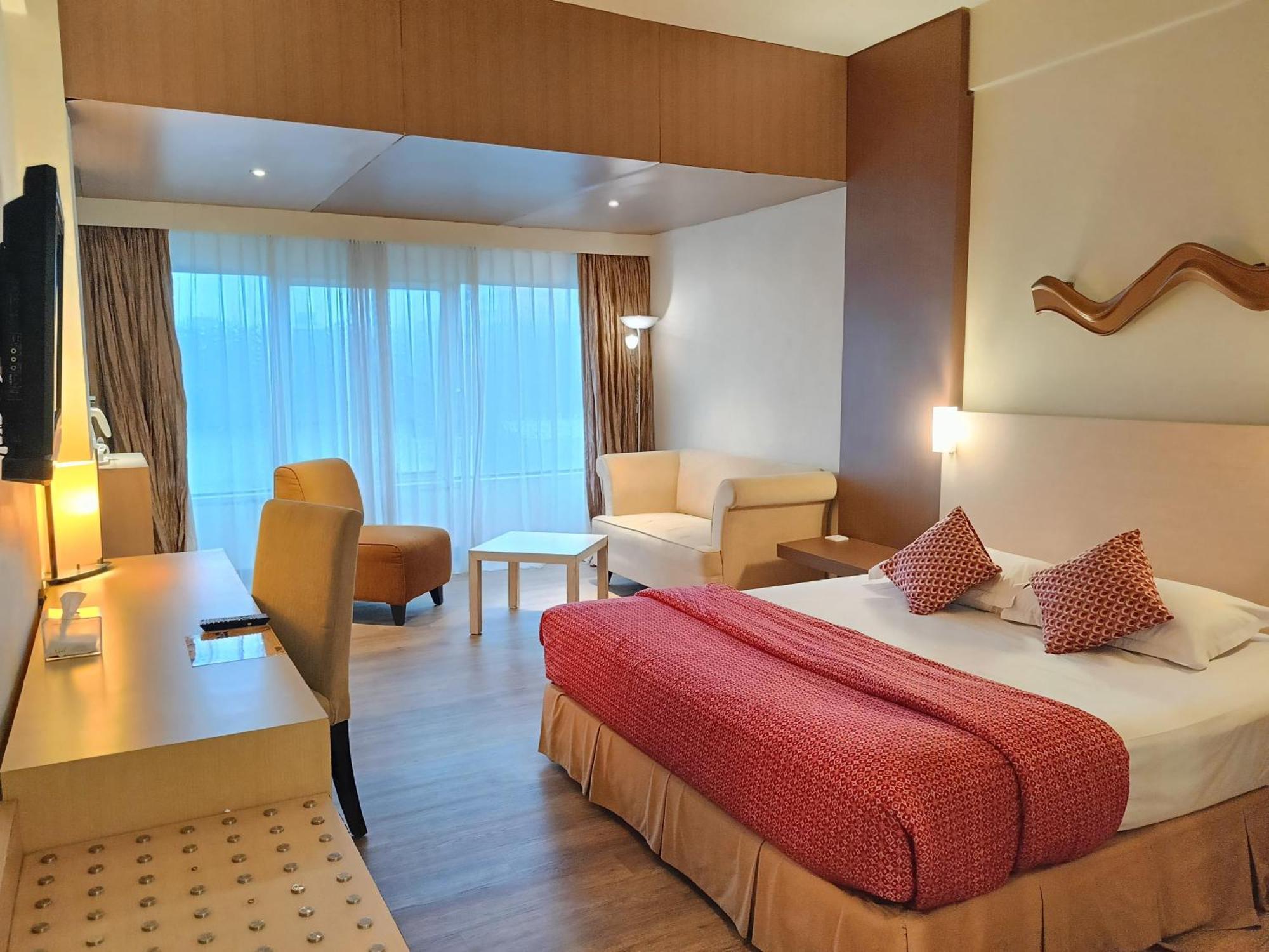 Lux Tychi Hotel Malang Eksteriør billede